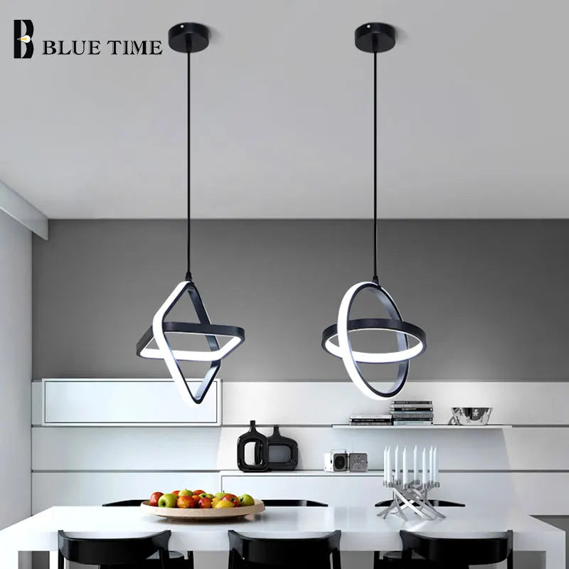 Plafonnier Led suspendu en noir et blanc au design moderne et simpliste