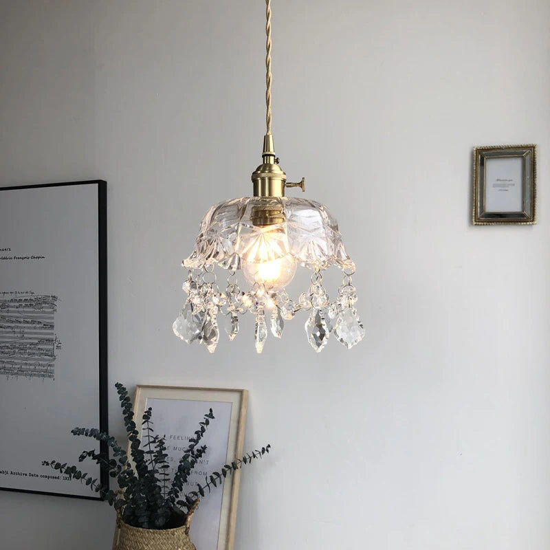 Suspension en cristal au design moderne