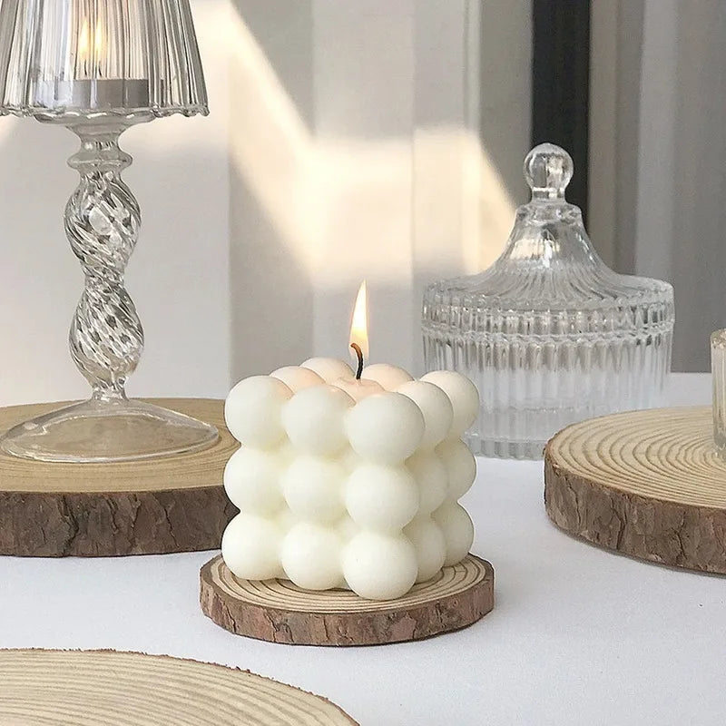 bougie parfumée big cube pour décoration moderne et aromathérapie