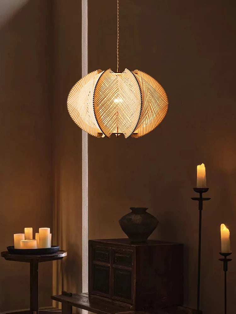 lustre en corde de chanvre et bois pour décoration intérieure