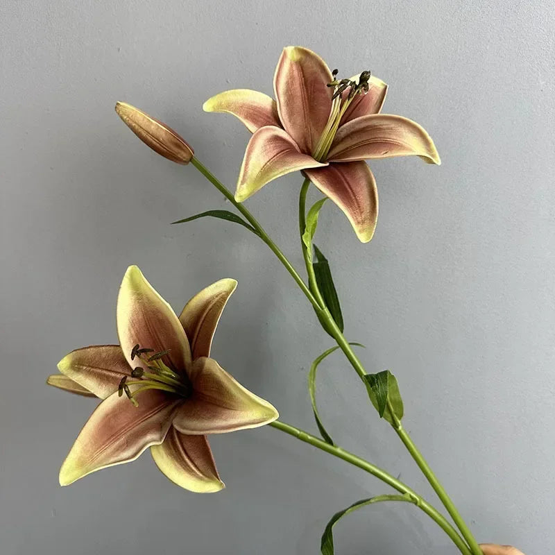 branche de lys artificielle décoration florale pour intérieur