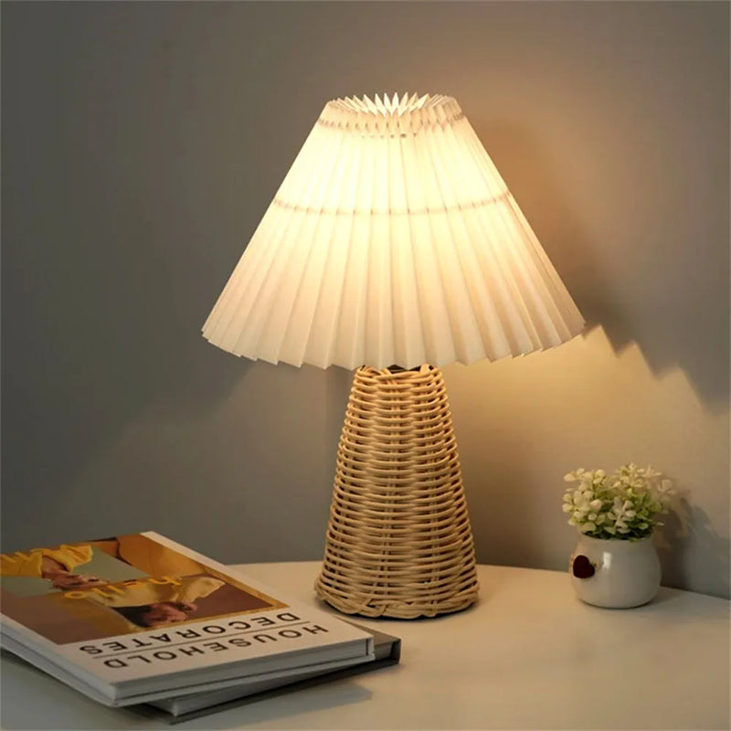 lampe de table plissée