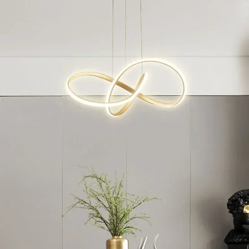 Lustre led design moderne doré