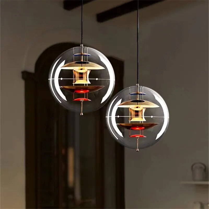 suspension boule chrome acrylique esthétique bar cafe