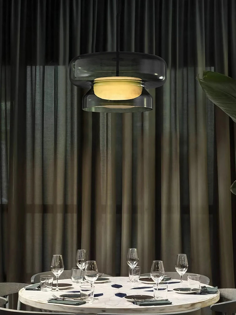 Suspension en verre vert moderne