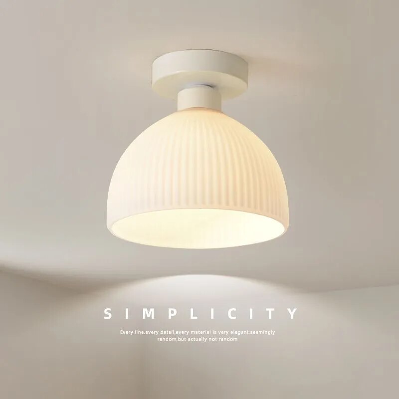 Plafonnier simple moderne blanc