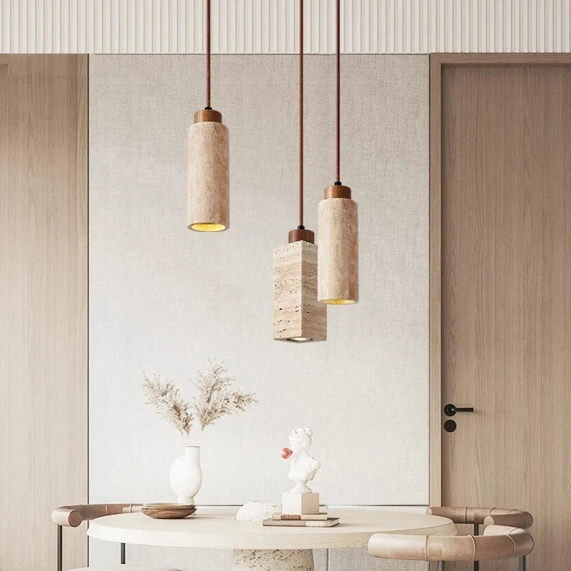 Suspension en marbre jaune