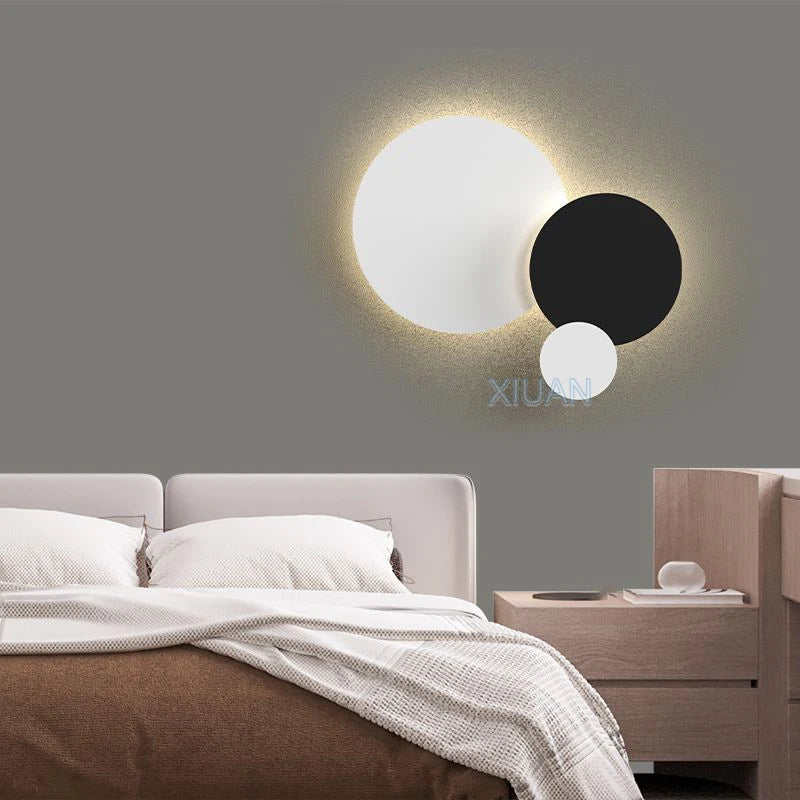 lampe de chevet moderne aux formes géométriques variées