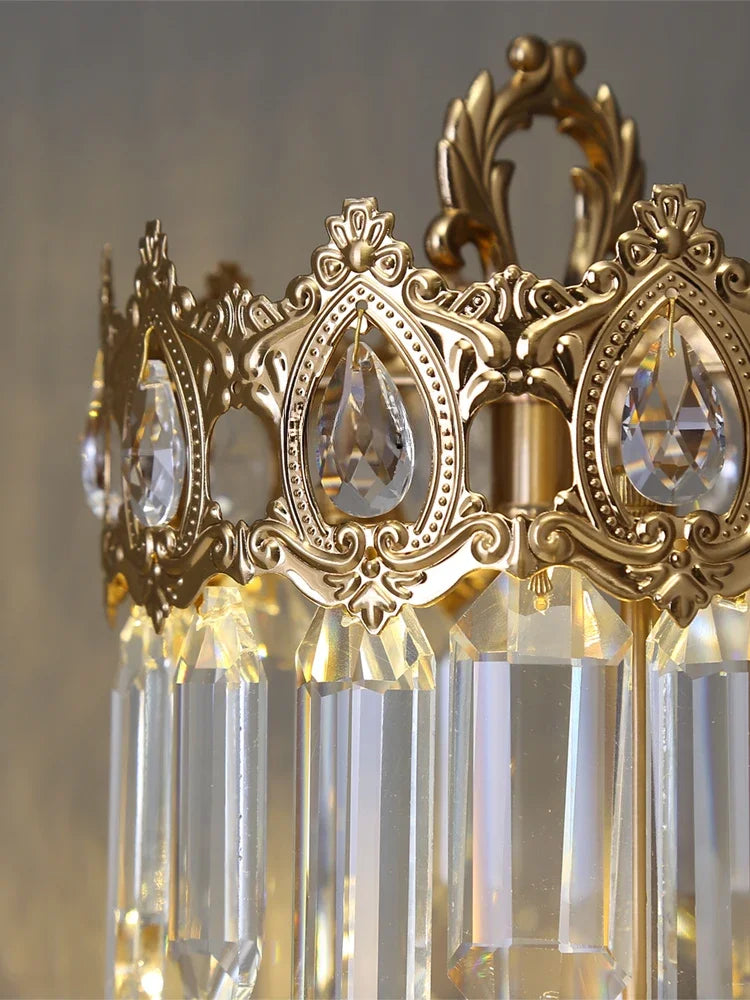 lampe de chevet luxe couronne cristal décoration élégante pour chambre