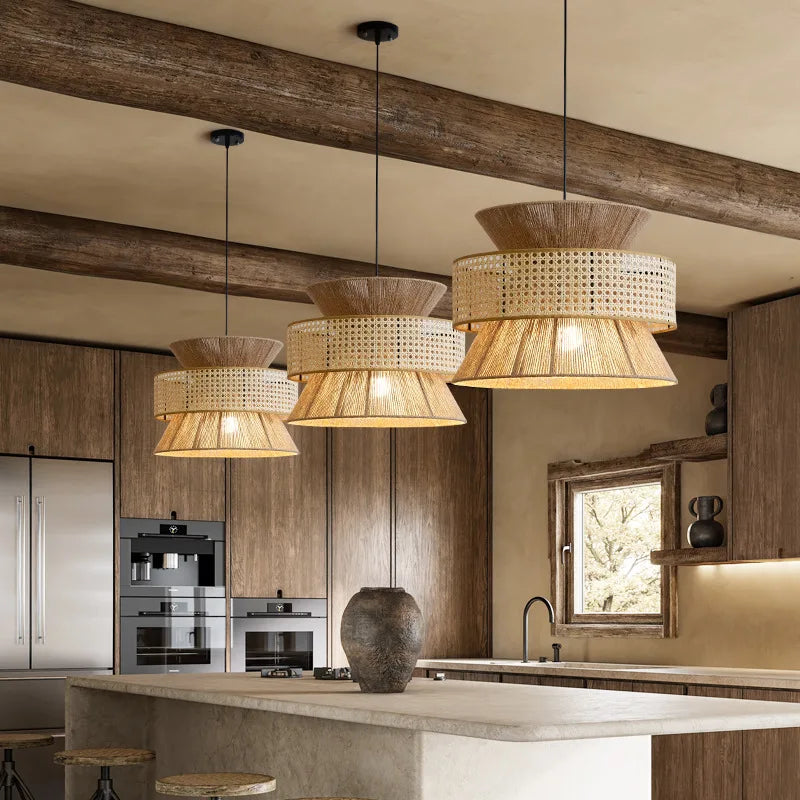 Suspension Sabi Wabi style chinois en rotin cannage