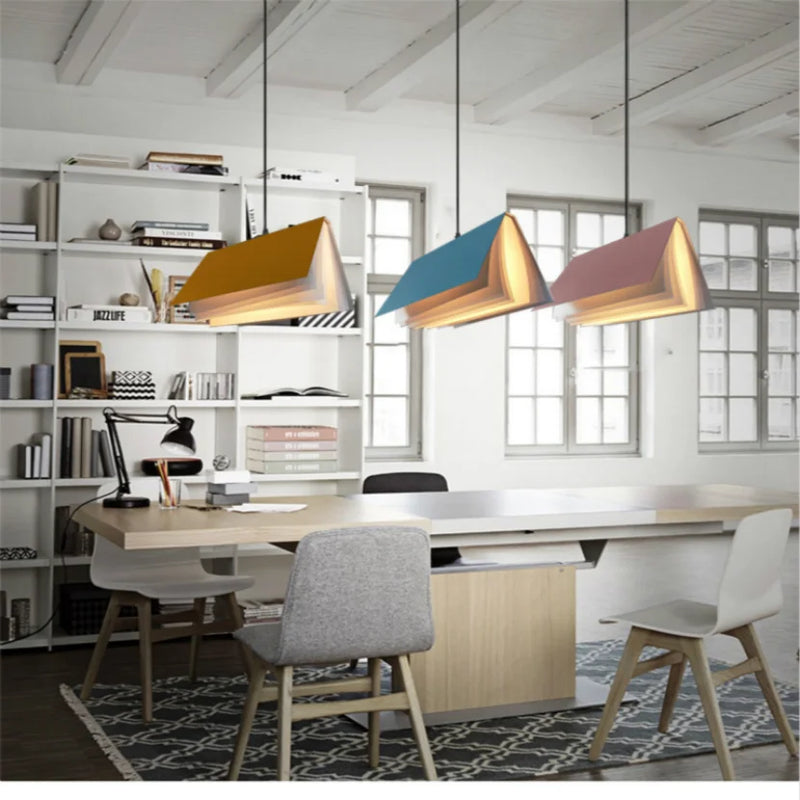 suspension lumières livre décoration moderne salle d'étude bibliothèque boutique décor enfants enfants décor