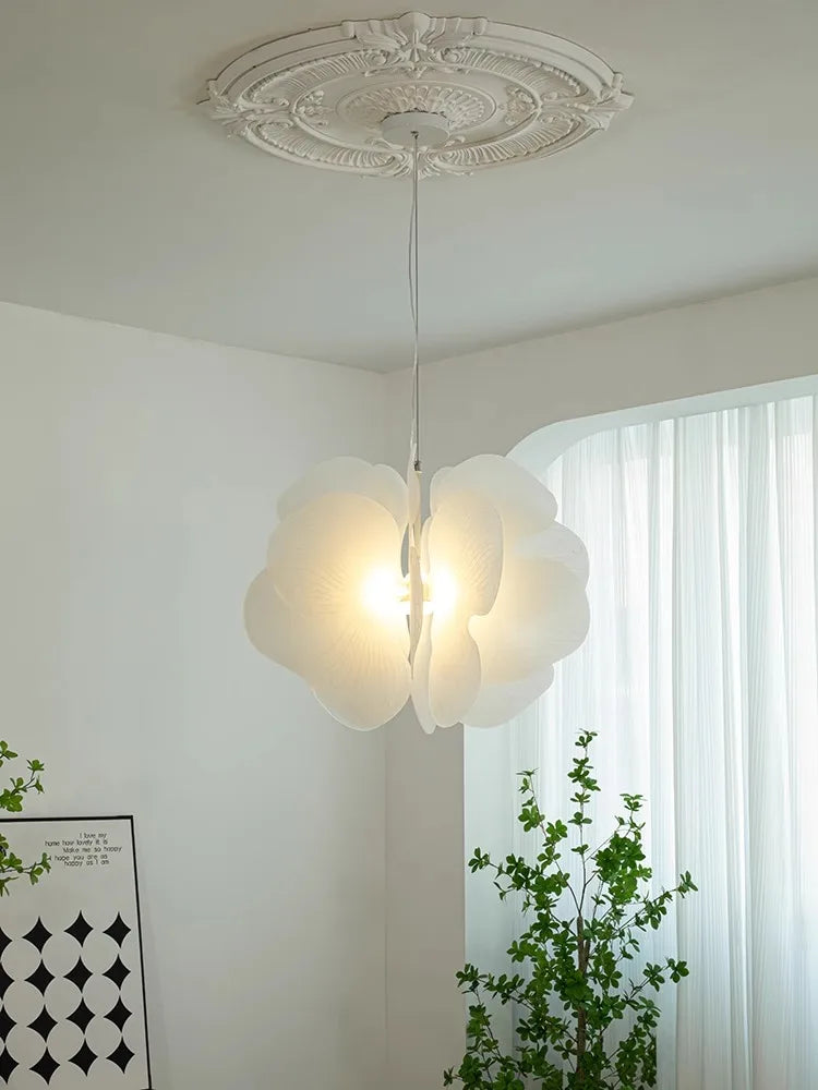 lustre en acrylique avec suspension led papillon nordique