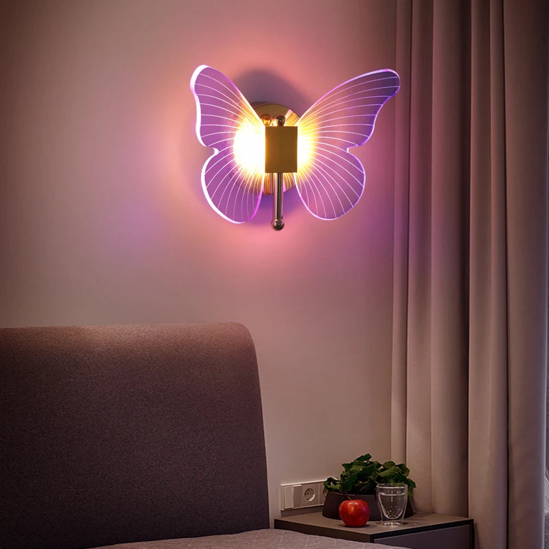 Applique murale LED papillon colorée