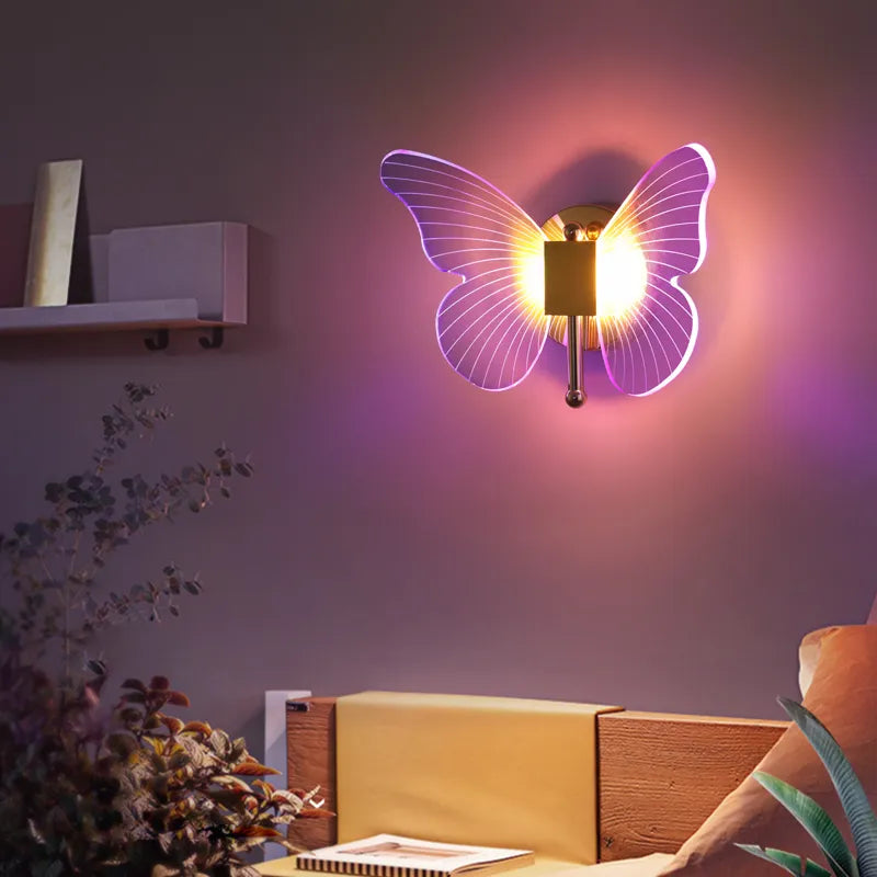 Applique murale LED papillon colorée
