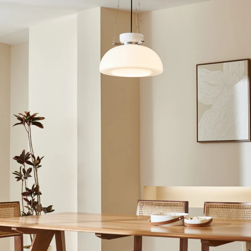 suspension LED style bauhaus médiéval pour restaurant rétro