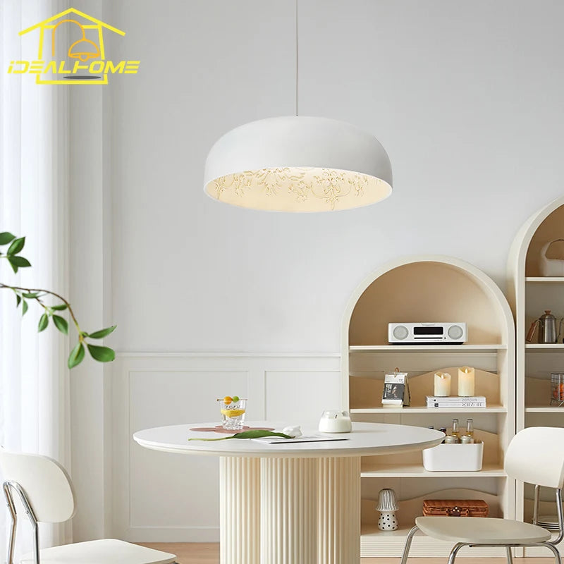 Suspension LED au design français idéale pour intérieur