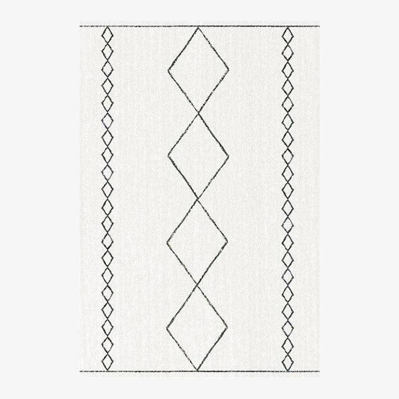 Rectangular carpet with geometrical shapes Piquio style H
