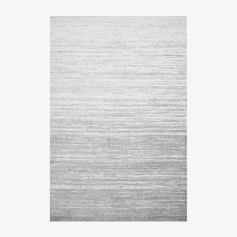 Tapis rectangle moderne au dégradé gris et blanc style Keecy