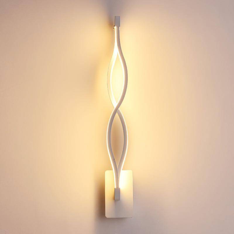 Lámpara de pared design LED con curvas de metal Lámpara de pared