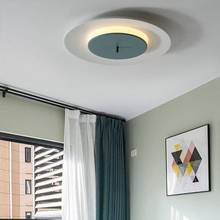 Design LED ceiling lamp with coloured aluminium disc Macaron