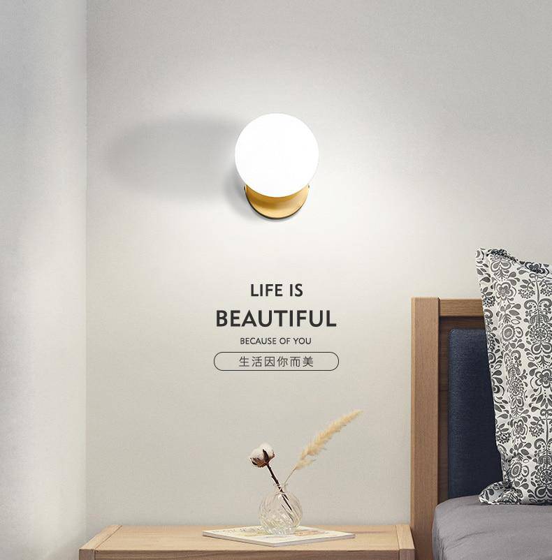 wall lamp LED ball design in glass and round golden stand