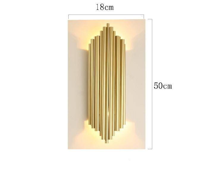 Aplique design LED en metal dorado Estilo brillante
