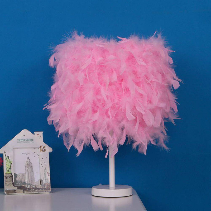 LED table lamp with coloured feathers