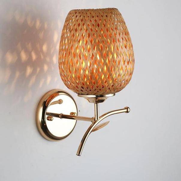 wall lamp in bamboo and gold plated Asian stand