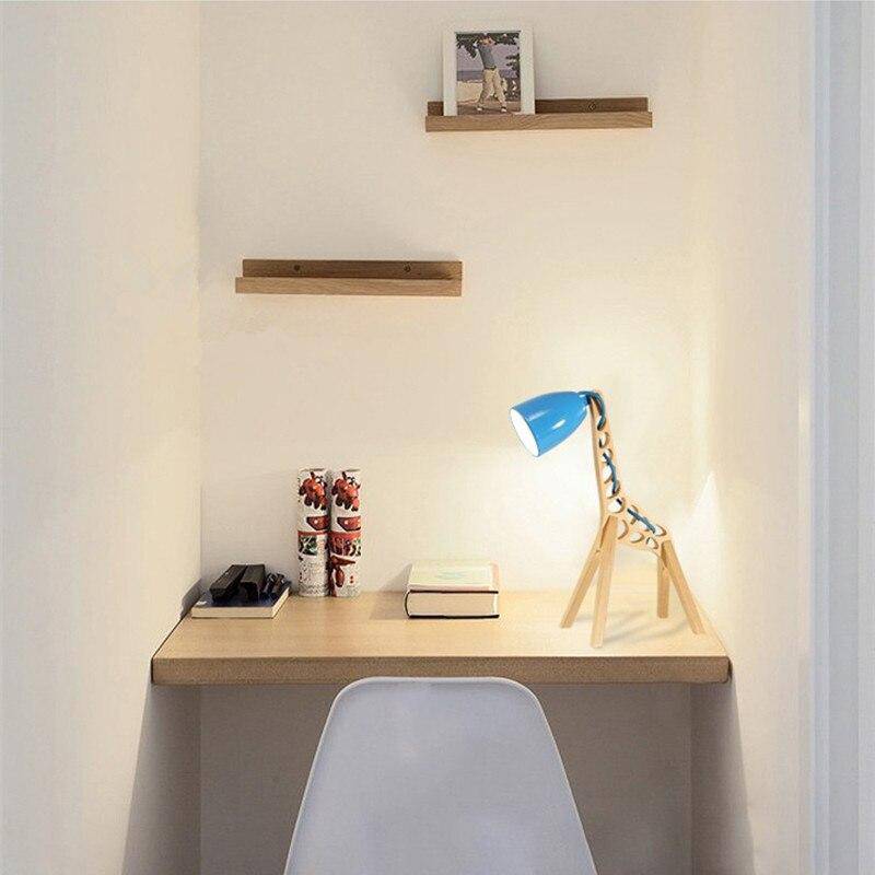 Modern LED desk lamp in wood, Giraffe style