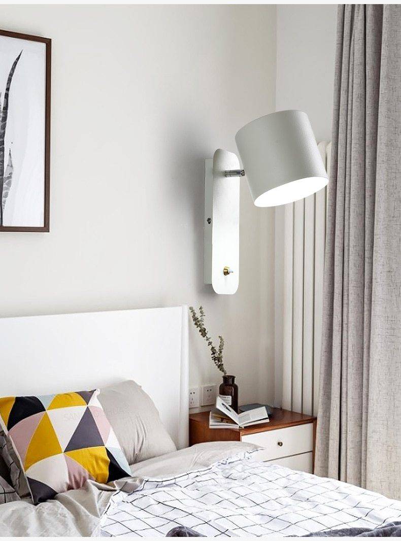 Lámpara de pared design con LED de colores y pantalla ajustable