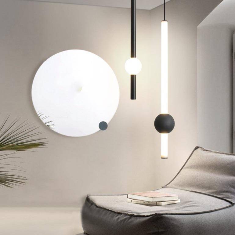 Suspension design LED cylindre avec boule en verre Mosko