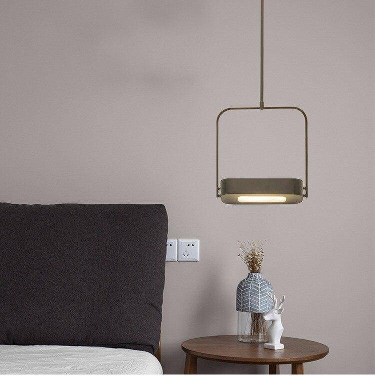 Suspension moderne en carré avec base lumineuse Saanvi