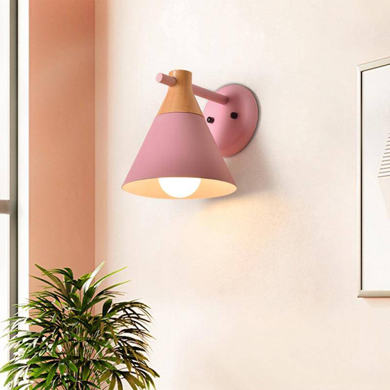 Moderna lámpara de pared LED de madera con pantalla de color Macaron