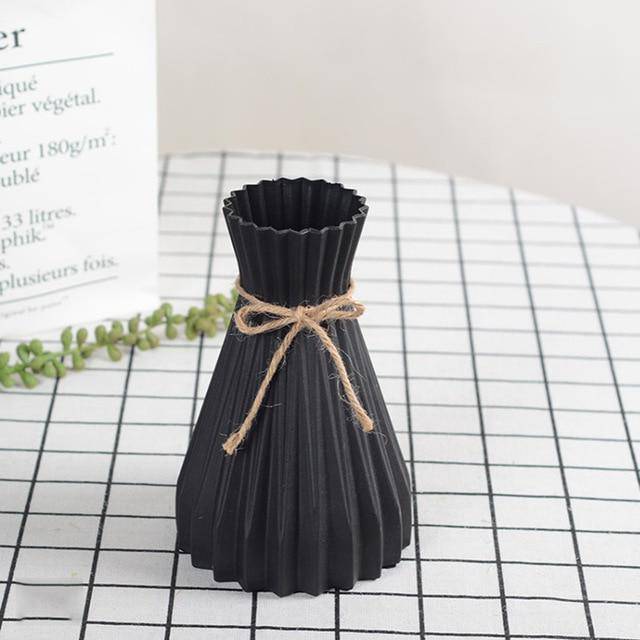 Modern wedding style vase