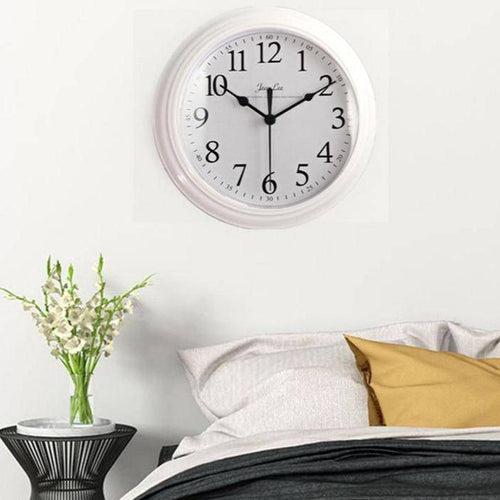 Minimalist clock with coloured frame 22cm Border