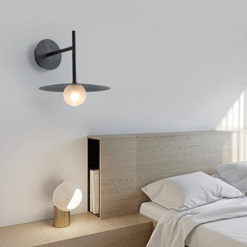 Lámpara de pared design con pantalla LED de metal y bola de cristal Loft