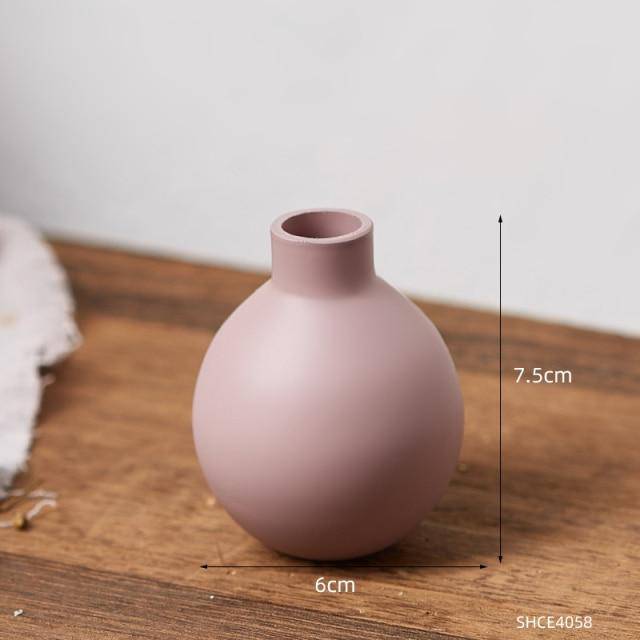 Creative coloured ceramic design vase