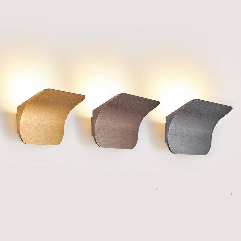 Applique murale design à LED en métal style arrondi Sconce