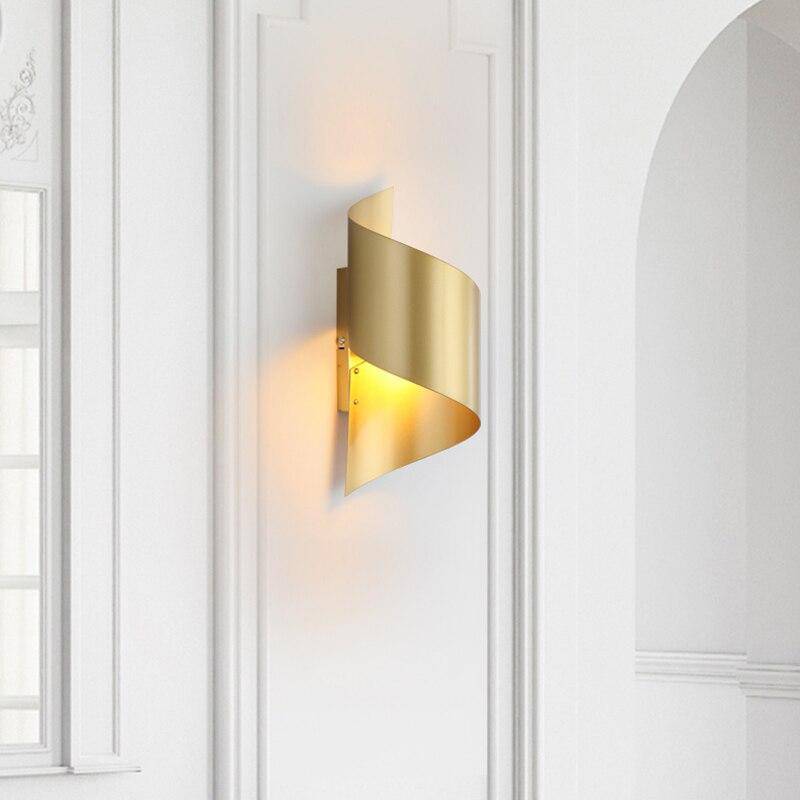 wall lamp LED wall design with gold metal curve Loft