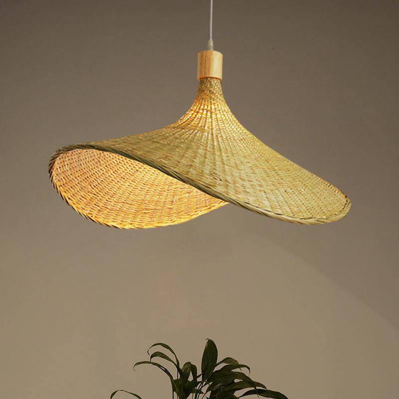 Lámpara de suspensión LED de ratán estilo sombrero rústico beige