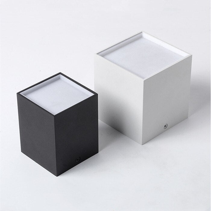 Spotlight aluminium cube LED design Beal