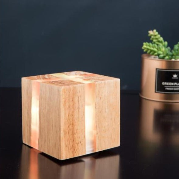 Aplique escandinavo LED cubo de madera Lymena