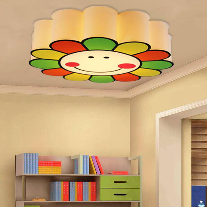 Lámpara de techo LED para niños con forma de flor con una sonrisa