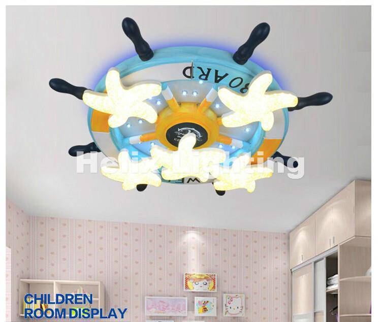 Lámpara de techo infantil con forma de volante y estrella de mar