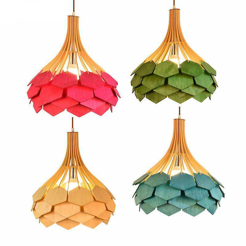 Pendant light in wood and coloured petals Wooden 