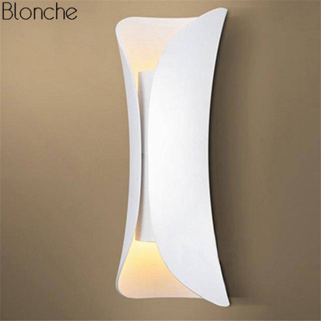 Lámpara de pared design en metal Pillow