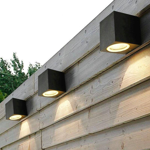 Foco LED cúbico de aluminio para exteriores