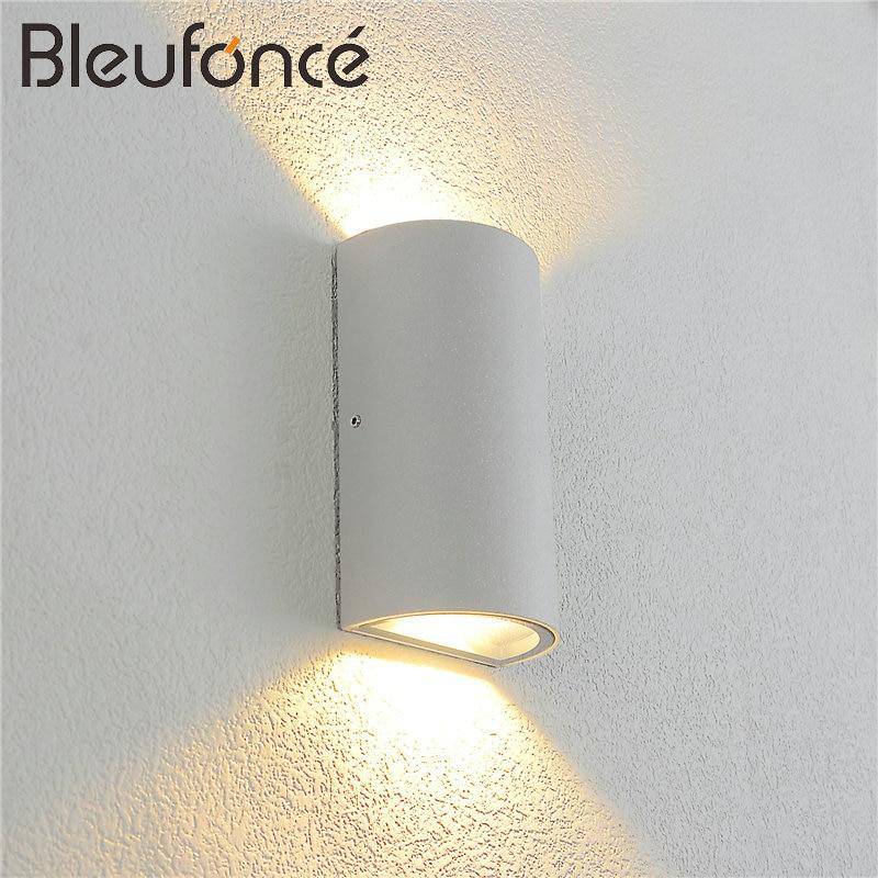 wall lamp exterior LED rounded design in aluminium (black or grey)