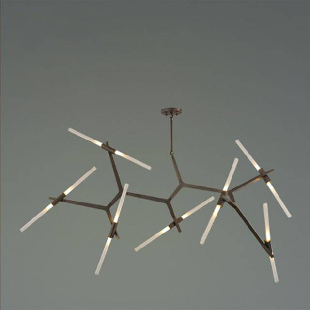 Lámpara de araña design escandinava con varias ramas de tubo