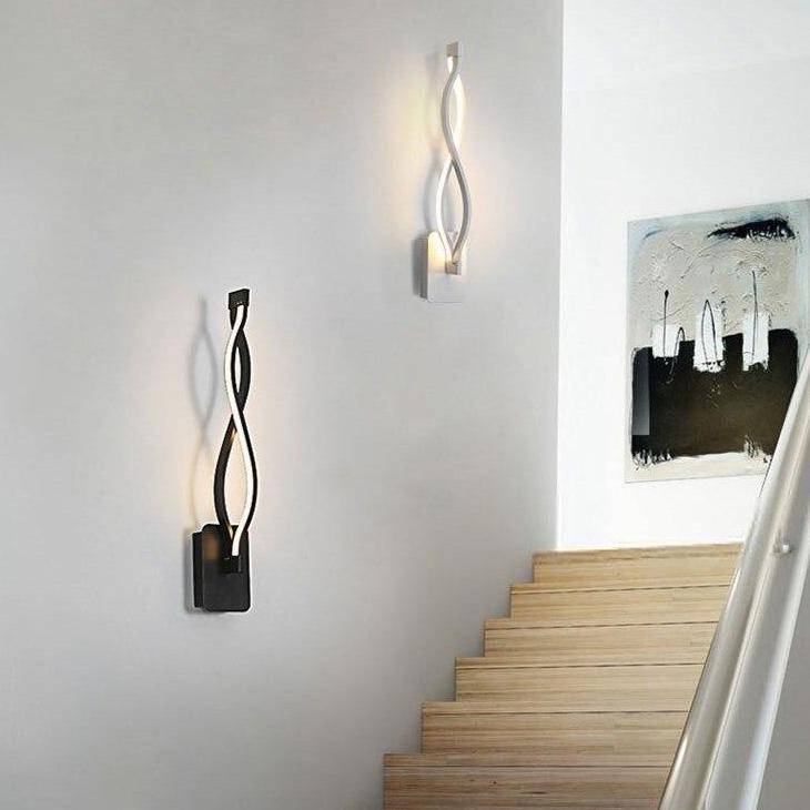 Lámpara de pared design LED con curvas de metal Lámpara de pared